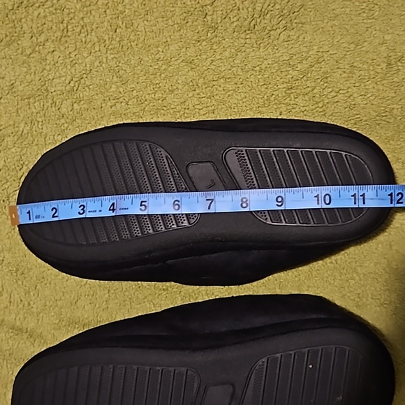 Disney Tim Burton's The Nightmare Before Christmas Mens Black Loafer Slippers L - Picture 6 of 10